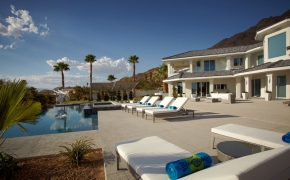 Med-Res-VegasViews-Pool-chaises_large