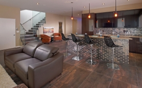 Med-Res-Vegas-views_Family-bar_large